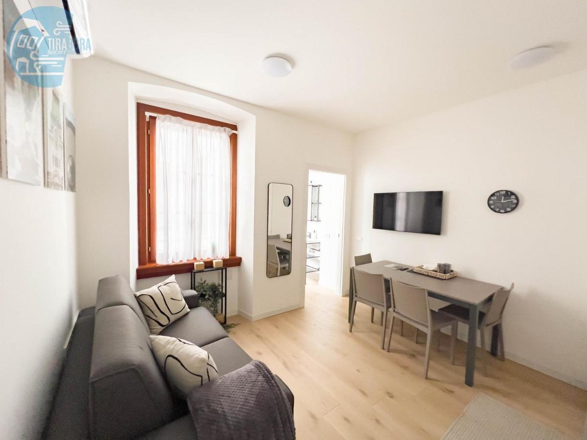Piazza Della Borsa 3C Tirabora Short Rent Apartment ตรีเอสเต ภายนอก รูปภาพ