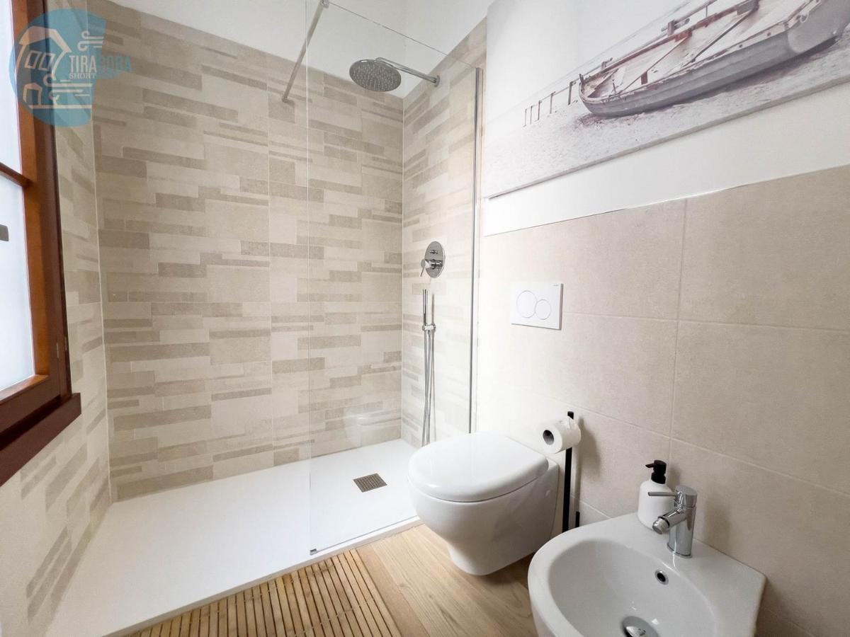 Piazza Della Borsa 3C Tirabora Short Rent Apartment ตรีเอสเต ภายนอก รูปภาพ